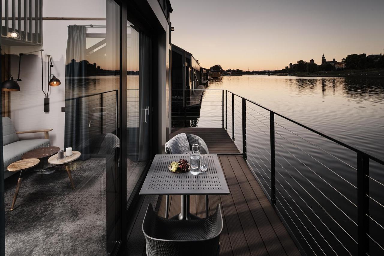 New Port - Premium Floating Aparthotel Krakow Exterior photo