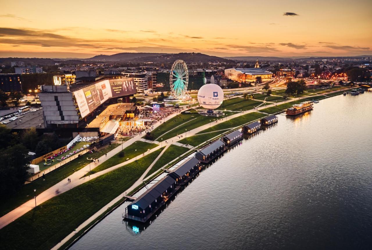 New Port - Premium Floating Aparthotel Krakow Exterior photo